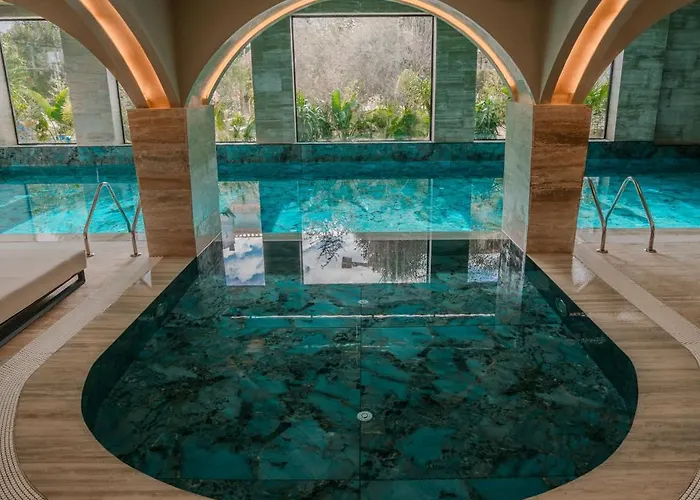 Flower s & ResortsSpa Hotel